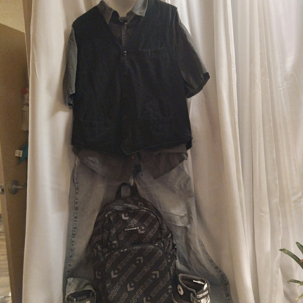 Converse Outfit With Bag & Watch